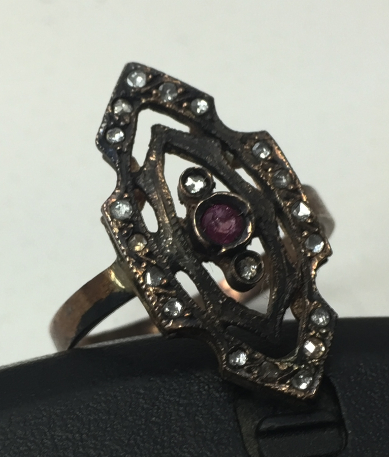 ANTİKA ELMAS VE YAKUTLU YÜZÜK