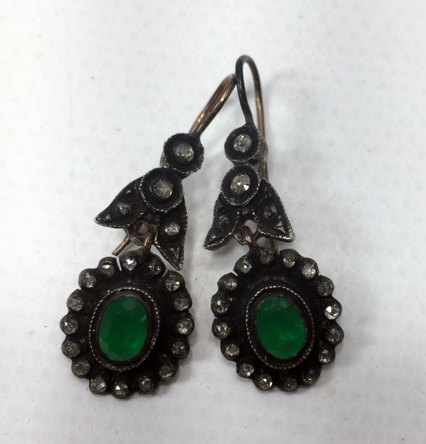 ANTİKA ELMAS VE ZÜMRÜT TAŞLI KÜPE