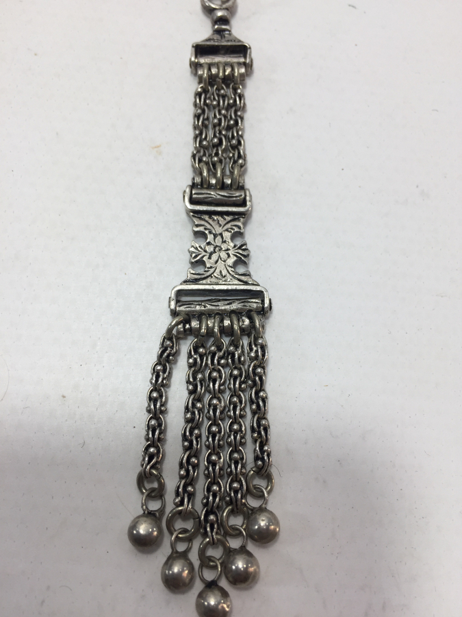 ARNAVUT ZİNCİRDEN YAPILMIŞ GÜMÜŞ KÖSTEK SALLAMASI