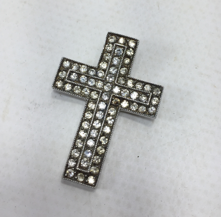 ÜZERİ MARGAZİT TAŞLI GÜMÜŞ HAÇ