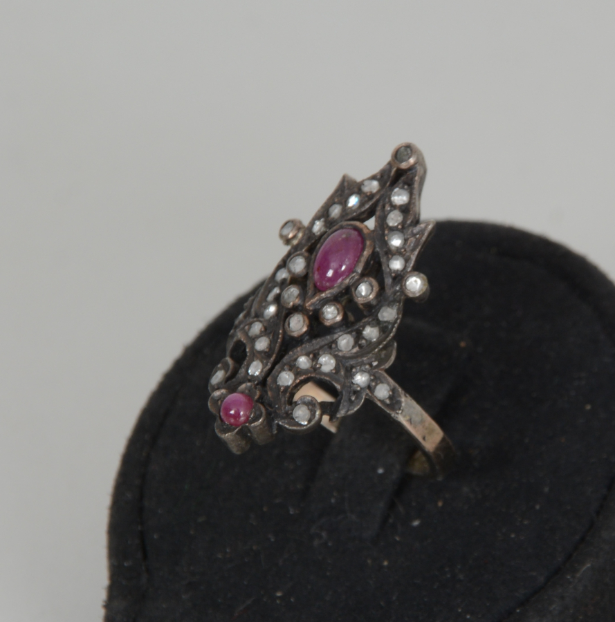 ELMAS VE YAKUT TAŞLI ANTİKA YÜZÜK