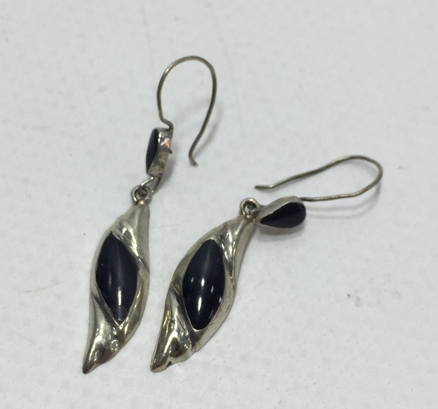 OLTU TAŞLI ÖZEL YAPIM GÜMÜŞ KÜPE