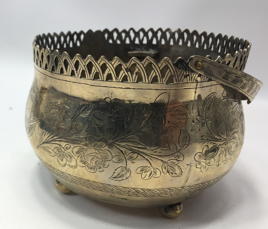 OSMANLI PAZARINA YAPILMIŞ KALEM İŞÇİLİKLİ İNGİLİZ ŞEKERLİK