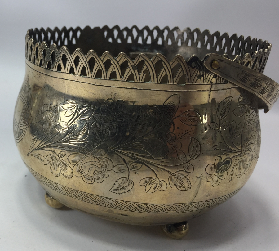 OSMANLI PAZARINA YAPILMIŞ KALEM İŞÇİLİKLİ İNGİLİZ ŞEKERLİK