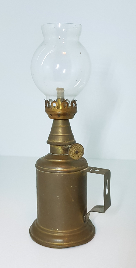 1900'LERDEN PİRİNÇ HAZNELİ GAZ LAMBASI