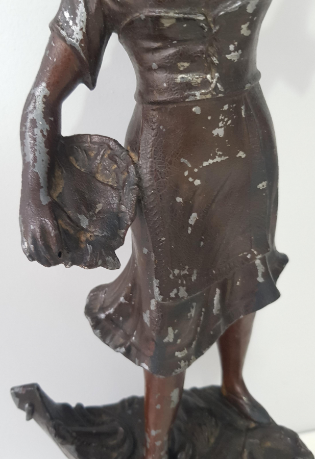 1900'LERDEN SANATÇI İMZALI TUTYA HEYKEL 