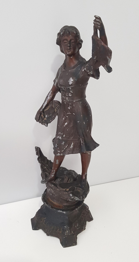 1900'LERDEN SANATÇI İMZALI TUTYA HEYKEL 