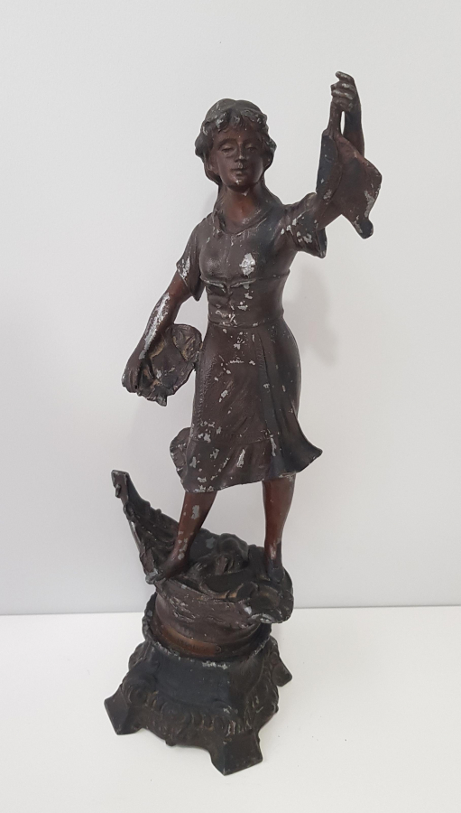 1900'LERDEN SANATÇI İMZALI TUTYA HEYKEL 