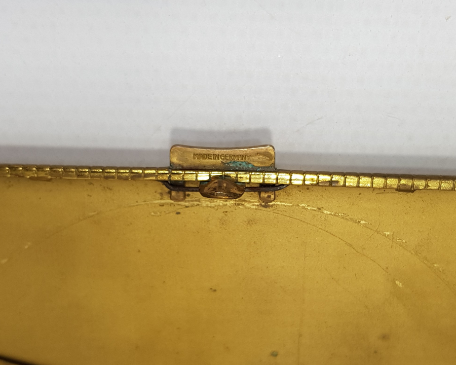 ESKİ ALMAN MALI TÜTÜN TABAKASI 