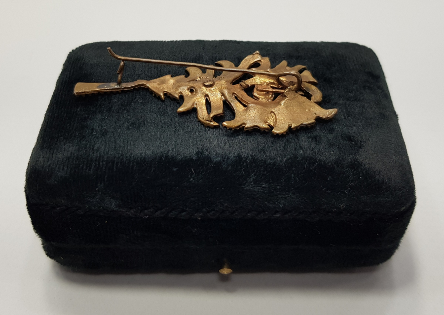 MİNELİ ELMAS BROŞ