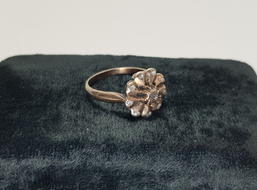 OSMANLI DÖNEMİ ELMAS TAŞLARLA BEZELİ GÜL MODELİ ALTIN YÜZÜK