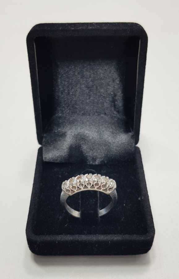 YEDİTAŞ PIRLANTA YÜZÜK 