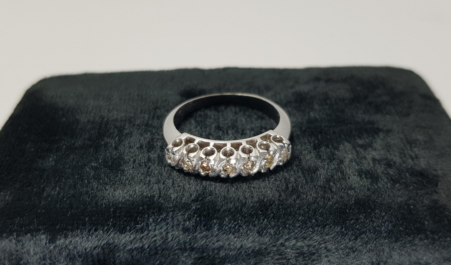 YEDİTAŞ PIRLANTA YÜZÜK 