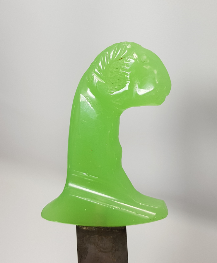 YEŞİM TAŞI KOÇ BAŞI SAPLI HARİKA GRAVÜRLERLE SÜSLÜ HANÇER 