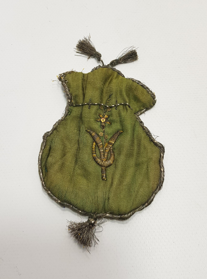 OSMANLI DÖNEMİ ALTIN SIRMA İŞÇİLİKLİ PARA KESESİ 