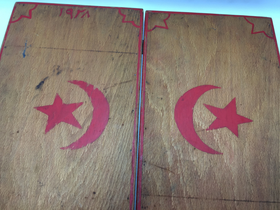 TAMAMI EL YAPIMI KIRLANGIÇ GEÇME VE EL BOYAMA 1928 TARİHLİ TAVLA