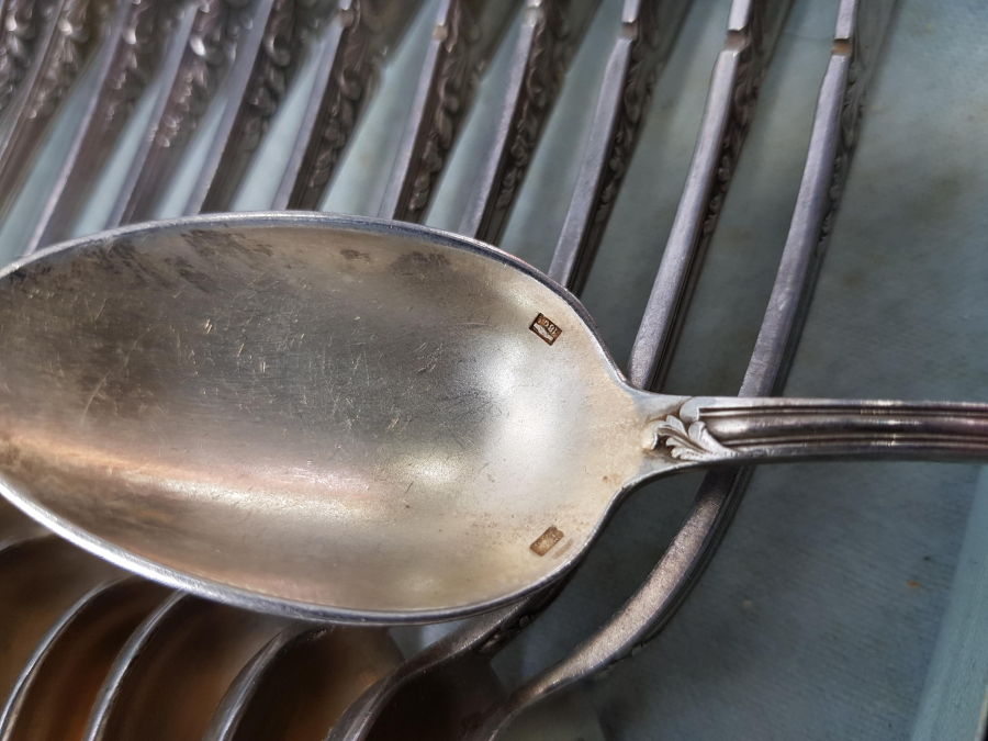 KUTUSUNDA GÜMÜŞ KAPLAMA TATLI KAŞIĞI SETİ 