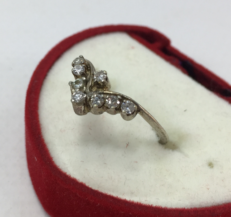 ZİHGİR FORMUNDA ÖZEL YAPIM PIRLANTALI PLATİN YÜZÜK