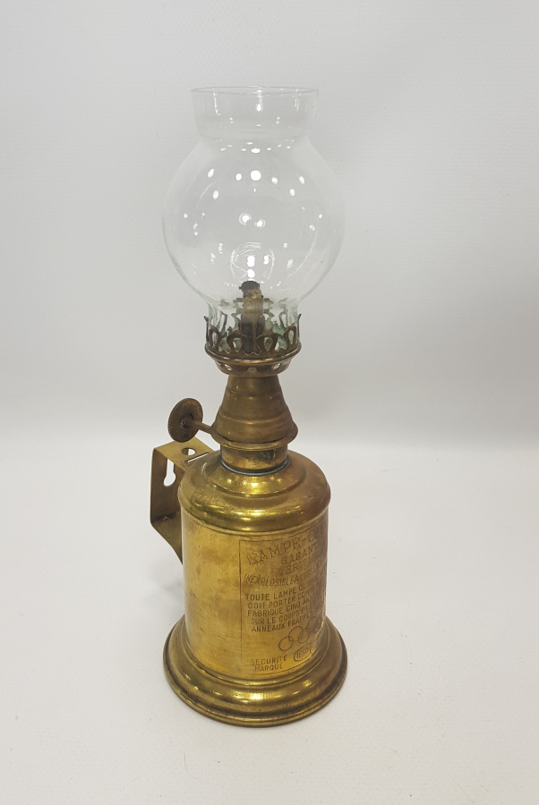 1900'LERDEN PİRİNÇ HAZNELİ GAZ LAMBASI