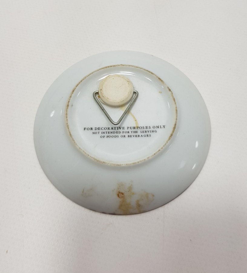 ATATÜRK TEMALI PORSELEN DUVAR TABAĞI 