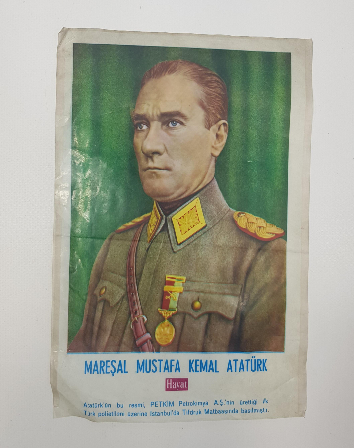 İLK TÜRK POLİETİLENİ ÜZERİNE BASILMIŞ ATATÜRK PORTRESİ 