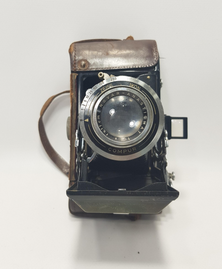 ZEISS IKON KÖRÜKLÜ FOTOĞRAF MAKİNESİ 