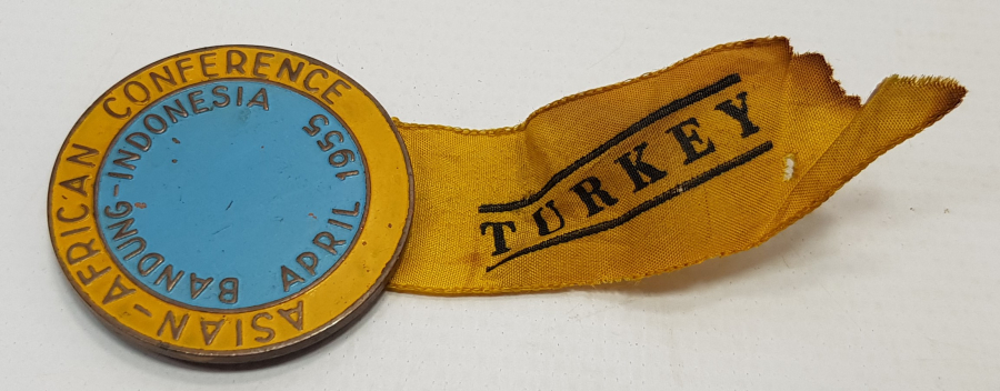 1955 ASYA - AFRİKA KONFERANSI ROZETİ - ÇOK NADİR 