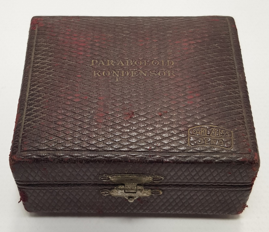 KUTUSUNDA ANTİKA MERCEK: CARL ZEISS JENA