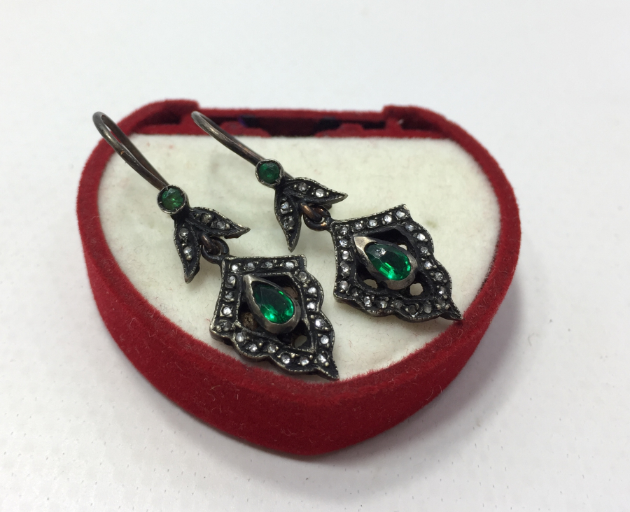 ÖZEL YAPIM ELMAS TAŞLI KÜPE