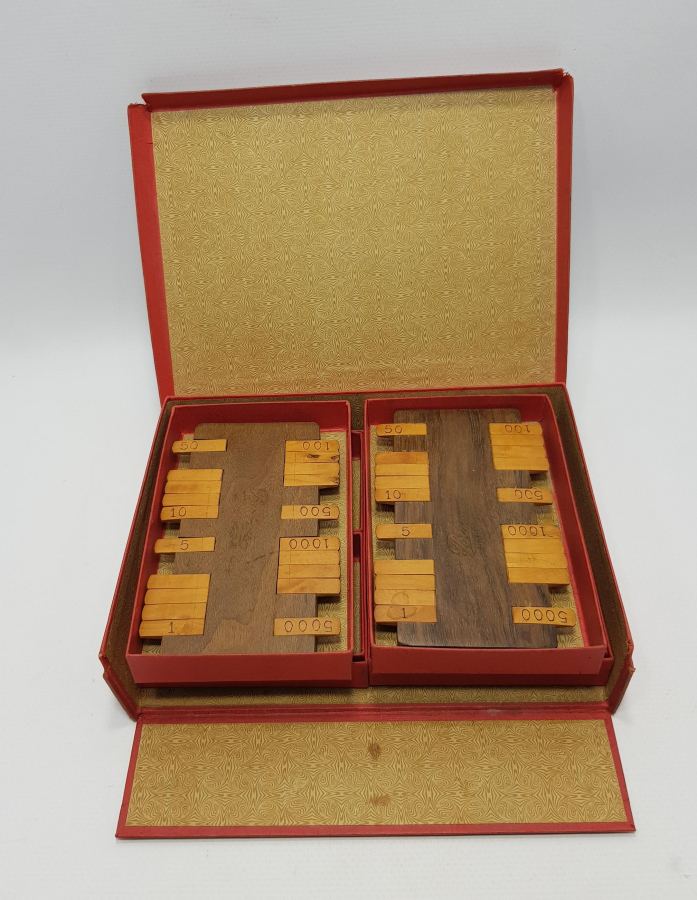 KUTUSUNDA ANTİKA BEZİK OYUNU