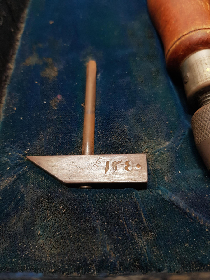 KUTUSUNDA OSMANLICA 1340 TARİHLİ EL ALETİ SETİ