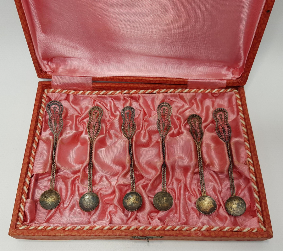 KUTUSUNDA TELKARİ GÜMÜŞ ÇAY KAŞIĞI SETİ 