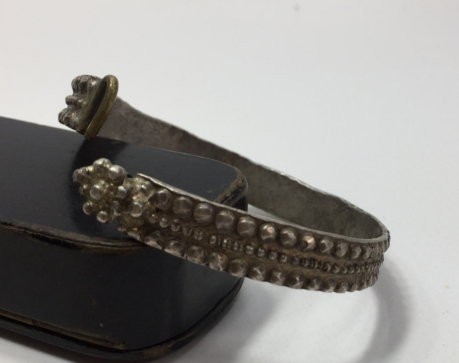 OSMANLI DÖNEMİ GÜVERSE İŞÇİLİKLİ BAYAN BİLEKLİĞİ