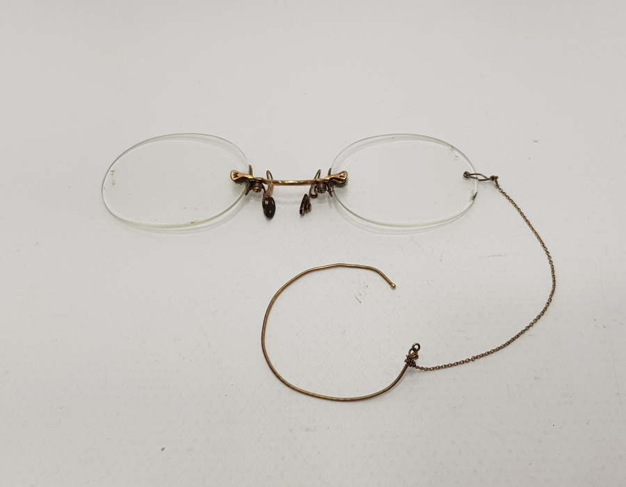 OSMANLI DÖNEMİ KUTUSUNDA GÖZLÜK