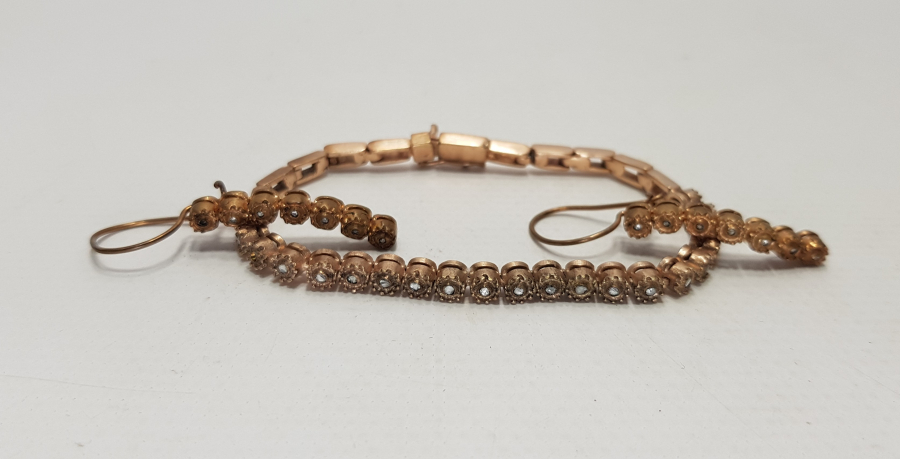 PIRLANTA TAŞLARLA SÜSLÜ BİLEKLİK VE KÜPE TAKIMI 