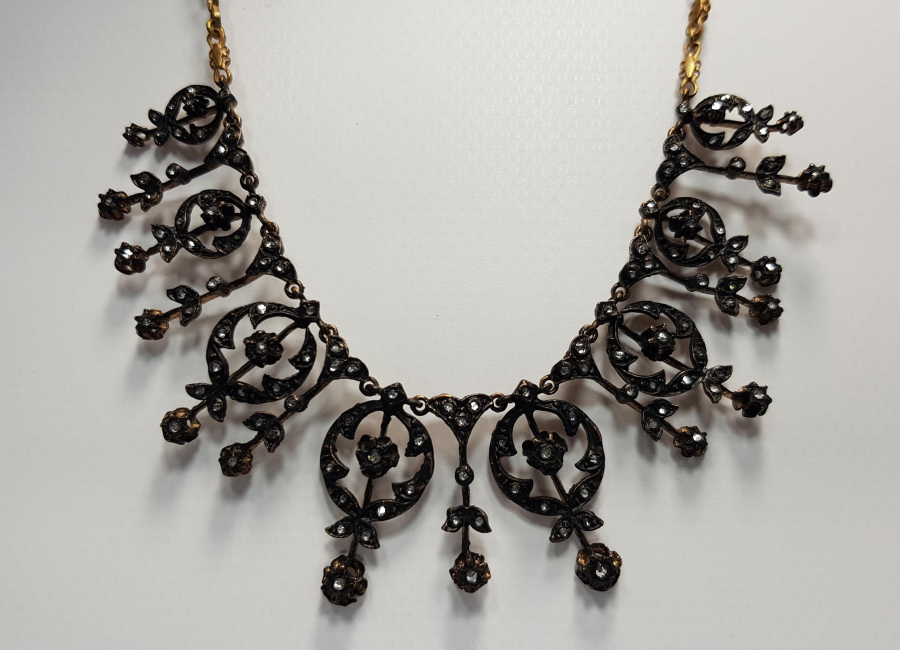 SU YOLU MODELİ ELMAS GERDANLIK 