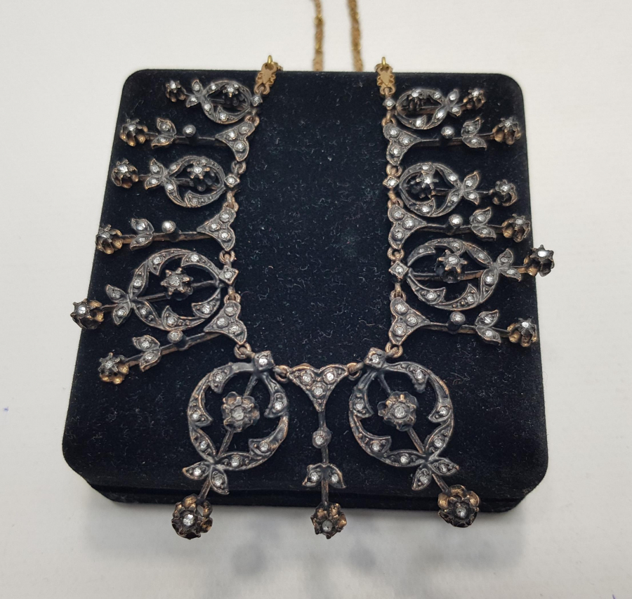 SU YOLU MODELİ ELMAS GERDANLIK 