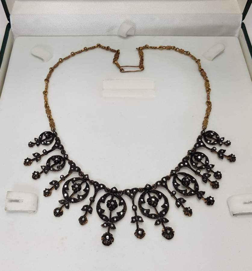 SU YOLU MODELİ ELMAS GERDANLIK 