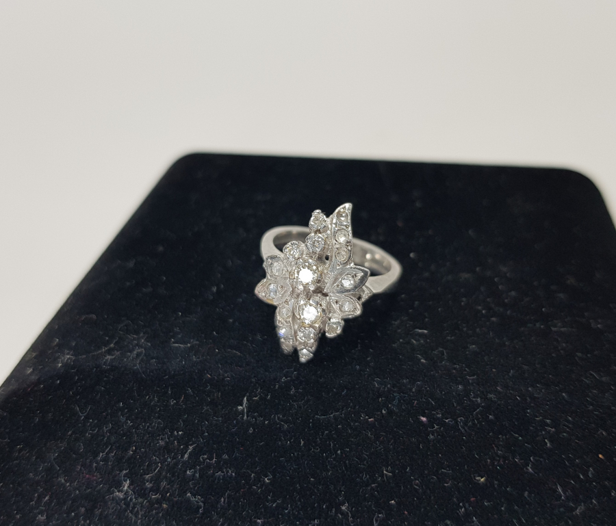 1970'LERDEN PIRLANTA YÜZÜK 