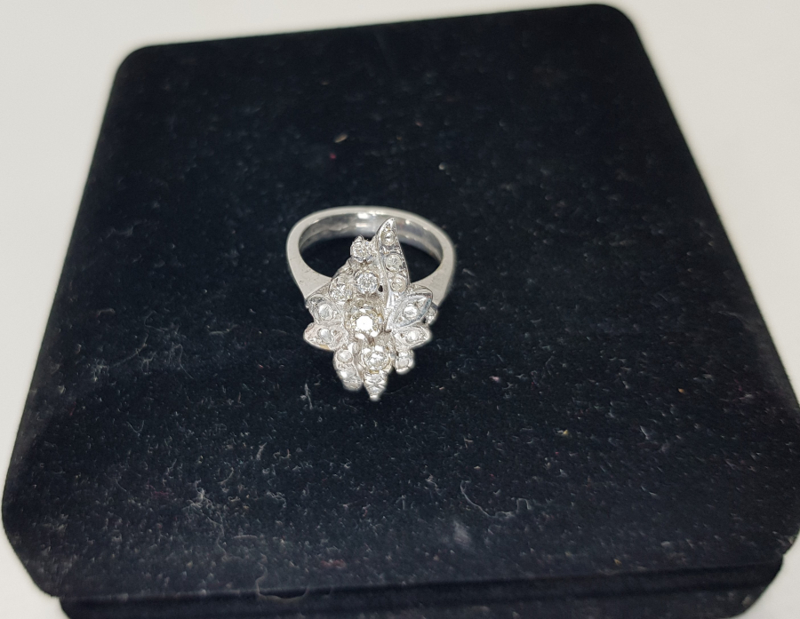 1970'LERDEN PIRLANTA YÜZÜK 