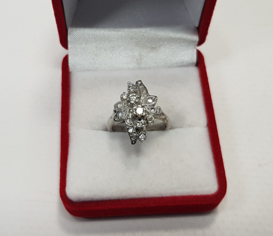 1970'LERDEN PIRLANTA YÜZÜK 