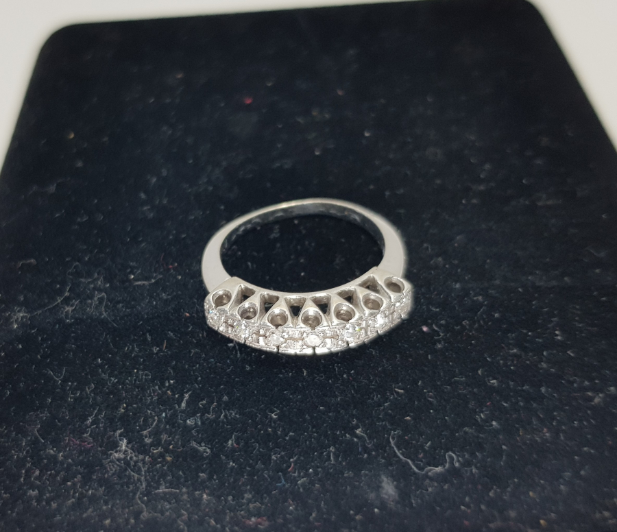 YEDİTAŞ PIRLANTA YÜZÜK