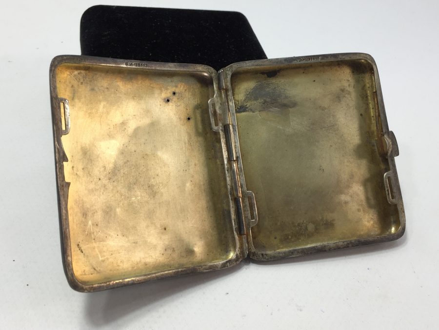 1900 BAŞLARI GÜMÜŞ SİGARA TABAKASI