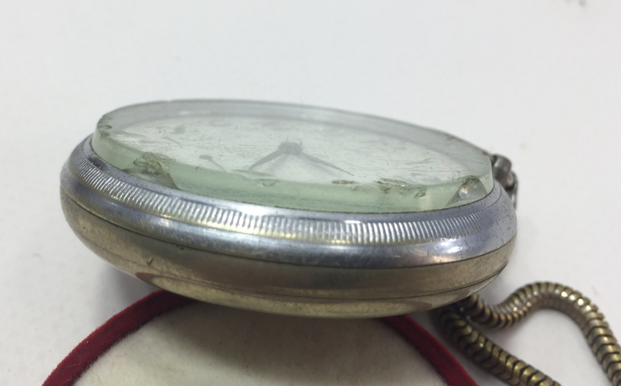 1930's NACAR MARKA TREN YOLLU CEP SAATİ