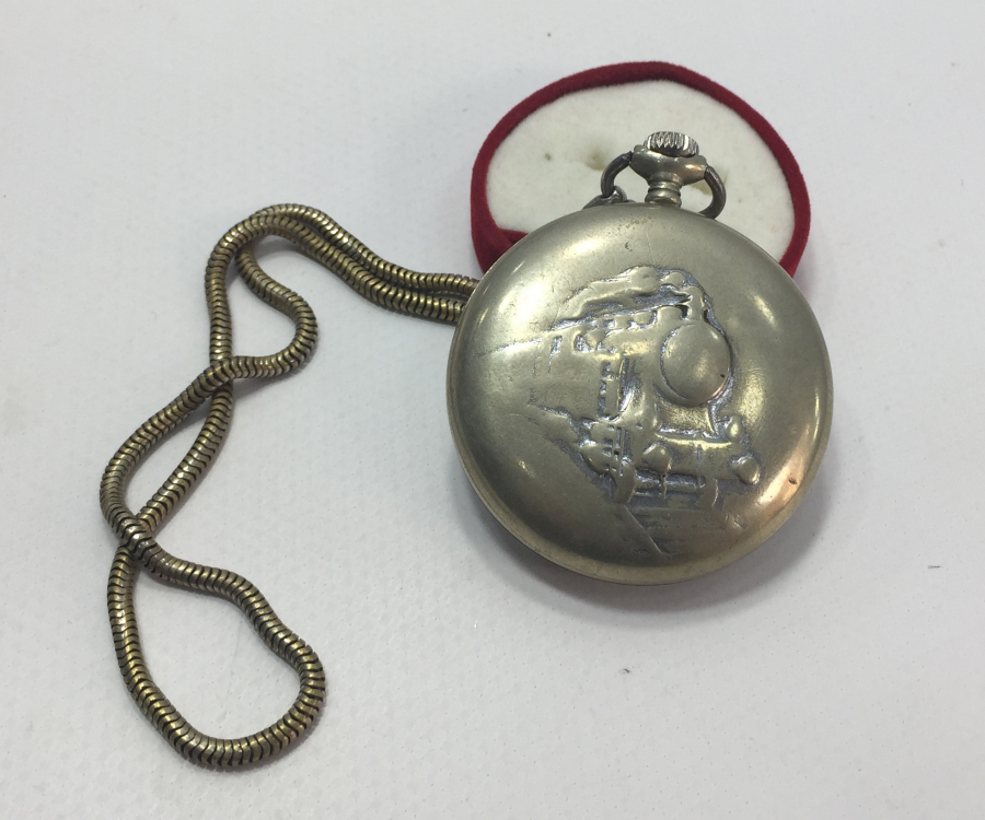 1930's NACAR MARKA TREN YOLLU CEP SAATİ