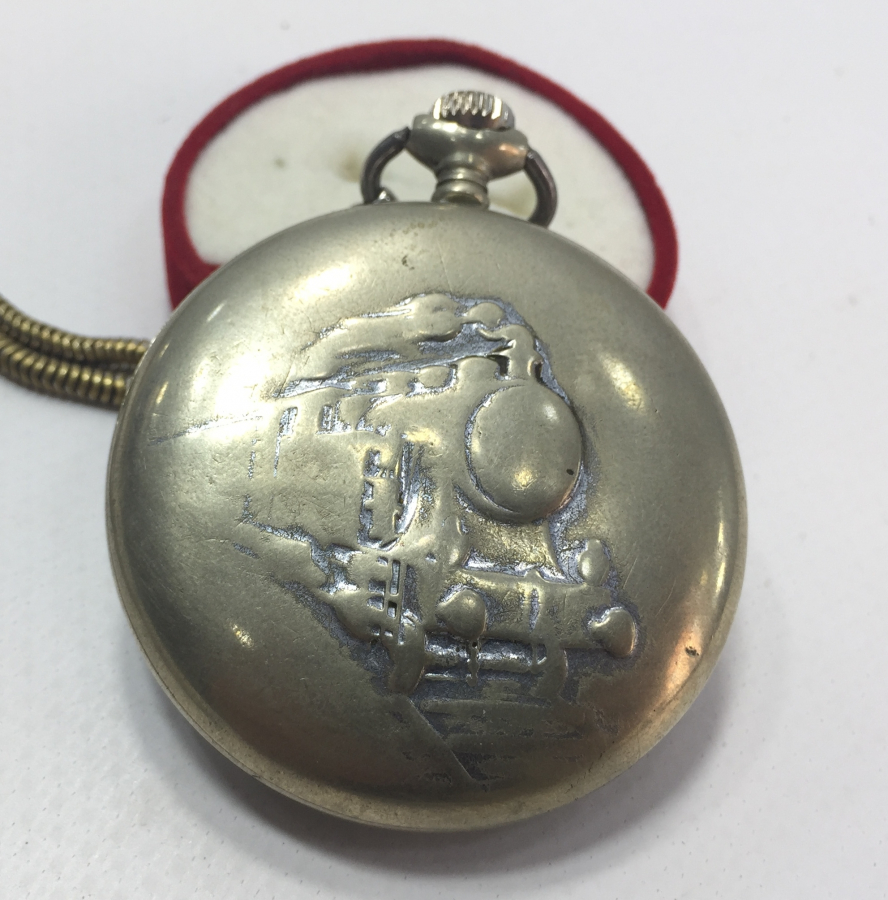 1930's NACAR MARKA TREN YOLLU CEP SAATİ