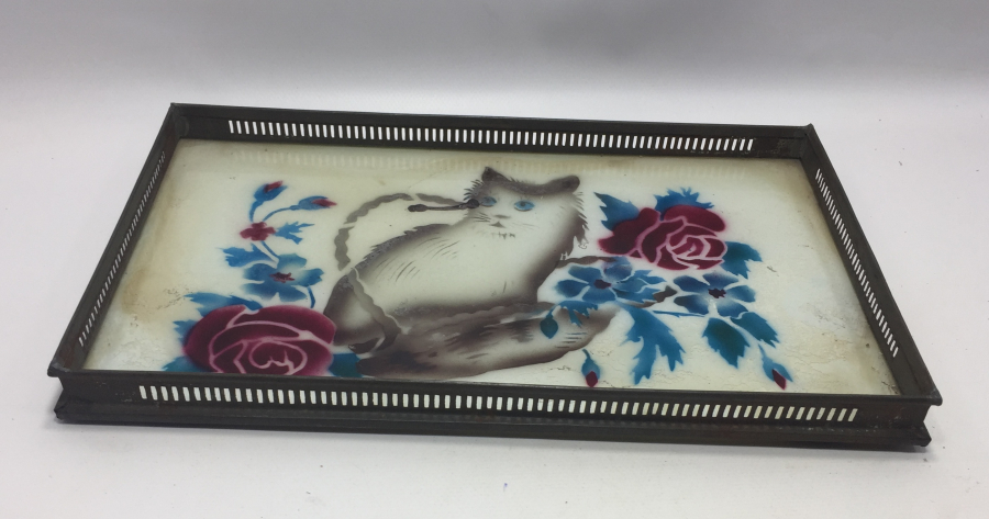 ANTİKA CAM ALTI KEDİLİ TEPSİ