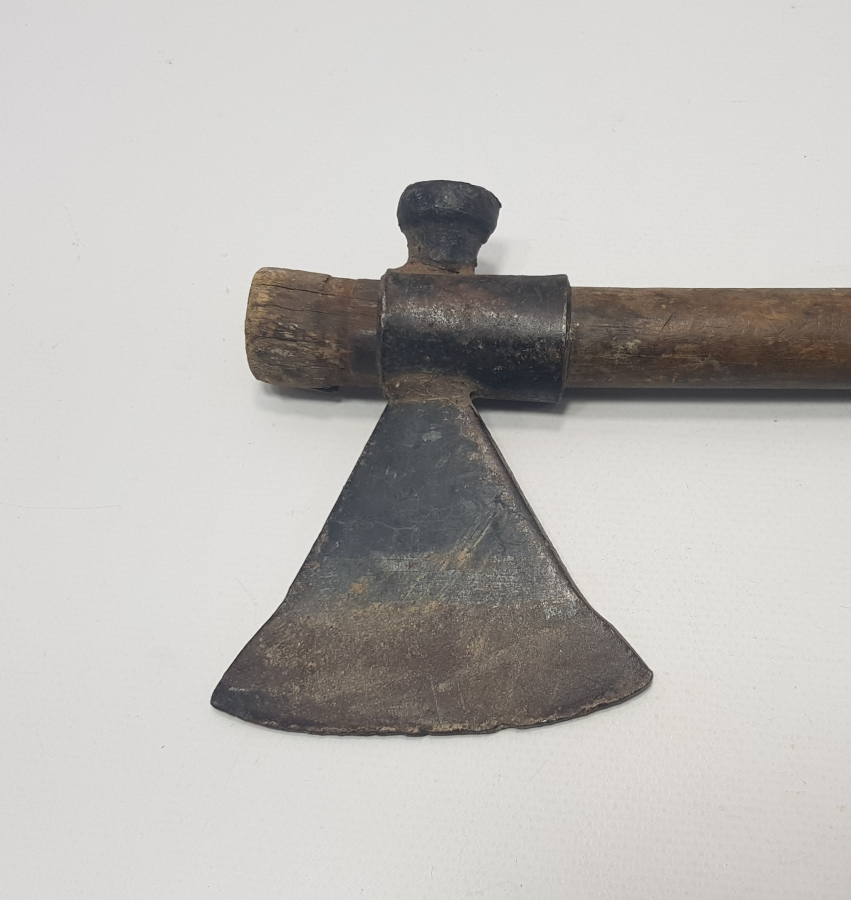 ESKİ İTFAİYECİ BALTASI 