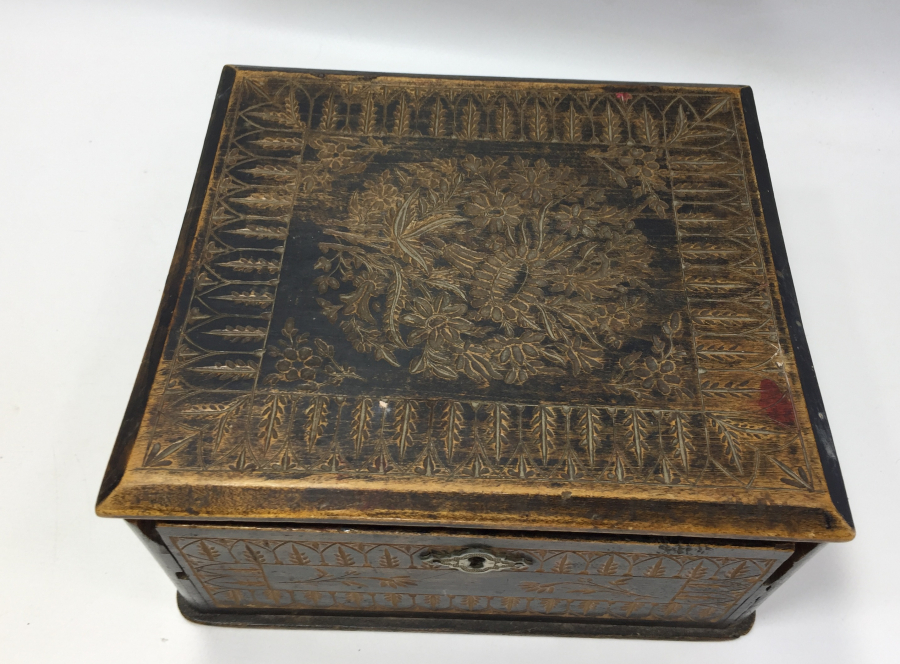 OSMANLI DÖNEMİ HER YÜZÜ İŞLEMELİ MÜCEVHER KUTUSU