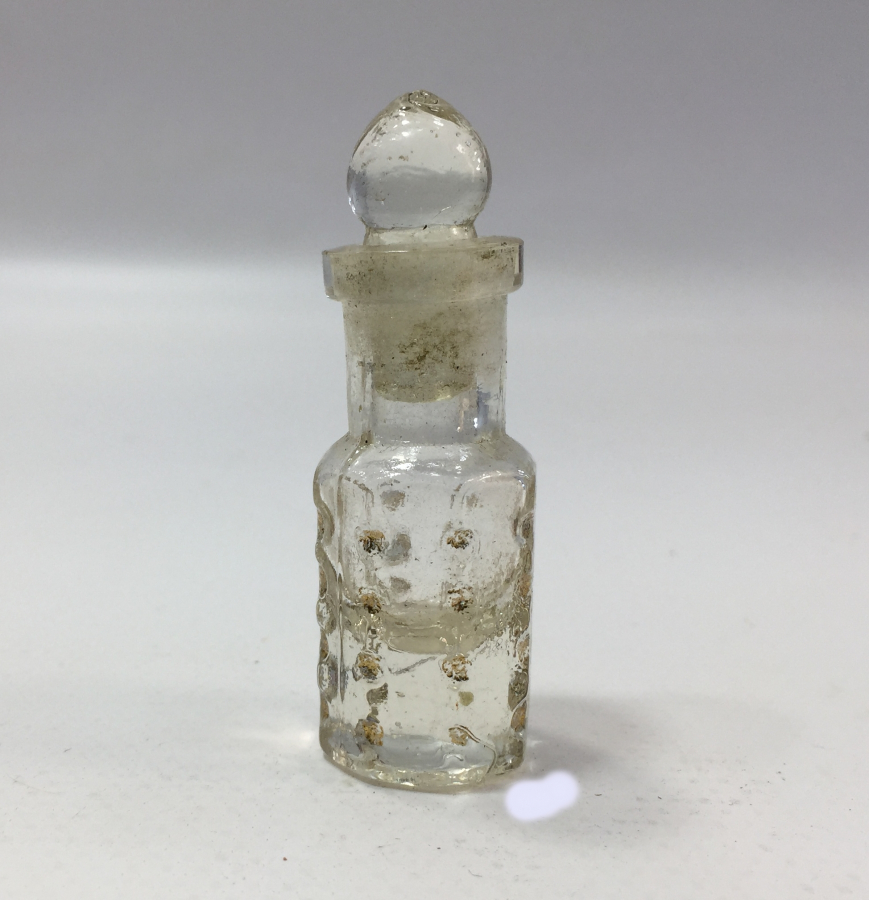 OSMANLI DÖNEMİ ÜZERİ ALTIN VERMEYLİ KOKU ŞİŞESİ